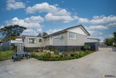 52 Hobart Crescent Wattle Downsproperty carousel image