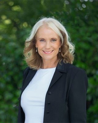 Julie Srhoy - profile image