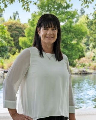 Ange McLachlan - profile image